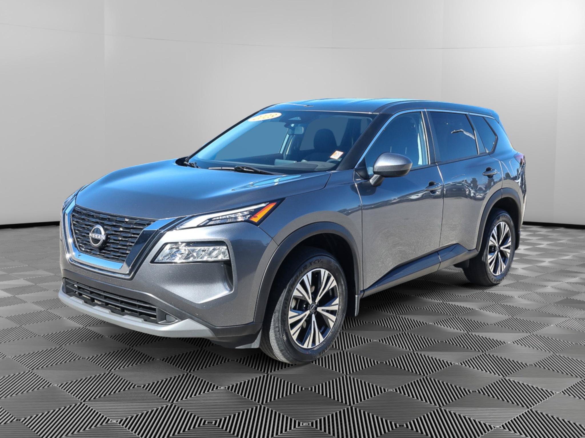 Used 2023 Nissan Rogue SV AWD/4WD image 2