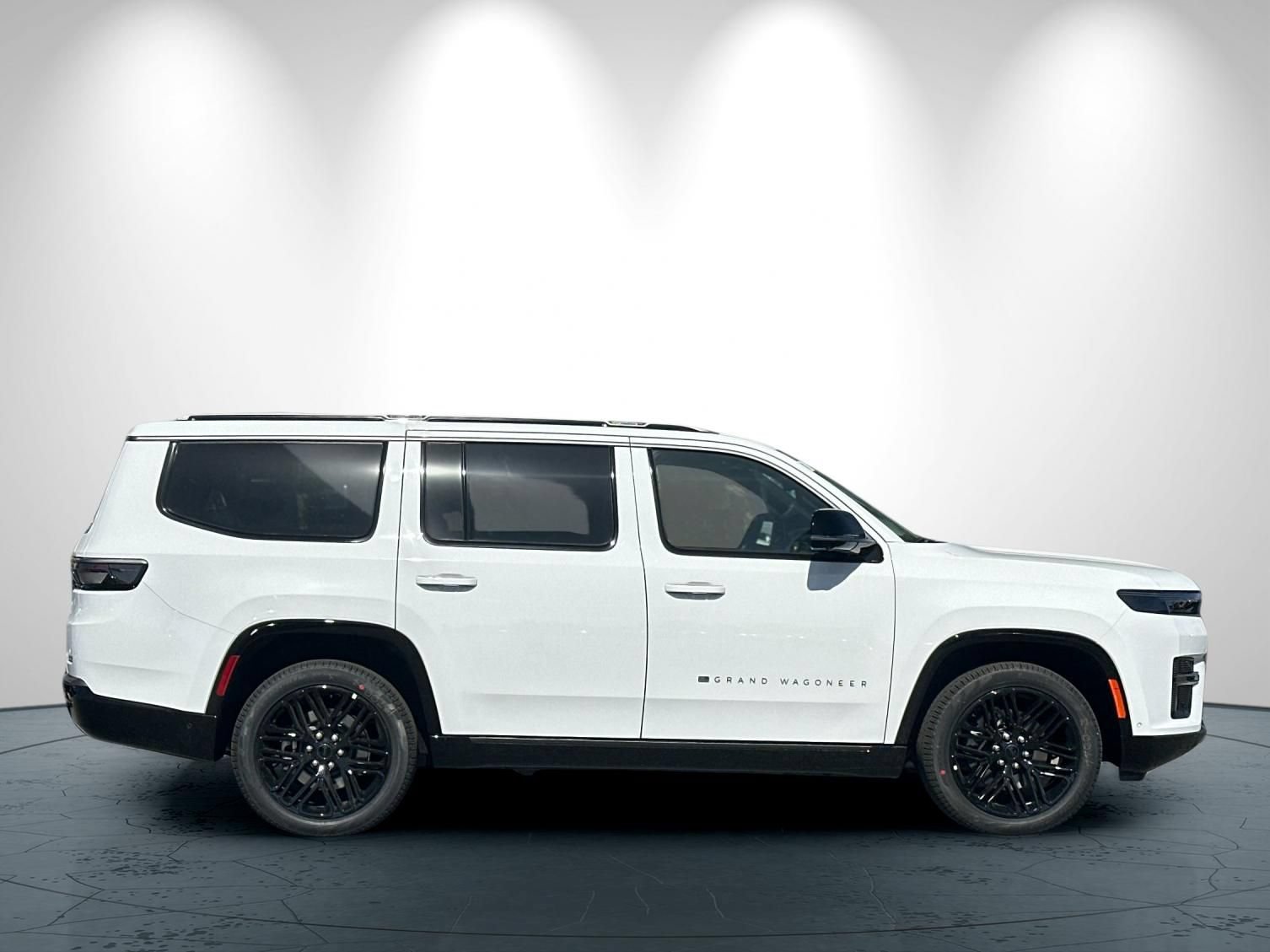 New 2026 Jeep Grand Wagoneer Limited AWD/4WD image 3