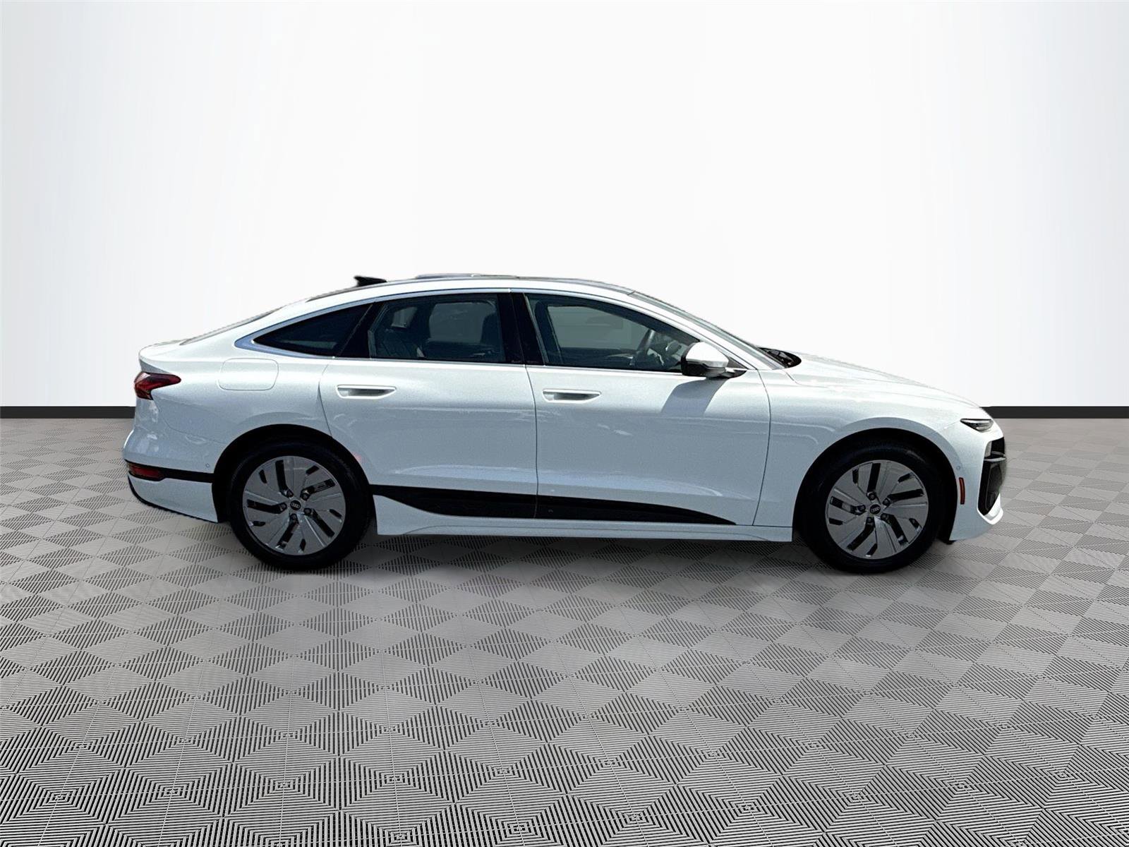 Certified 2025 Audi A6 e-tron Premium w/ Ultra Package image 8