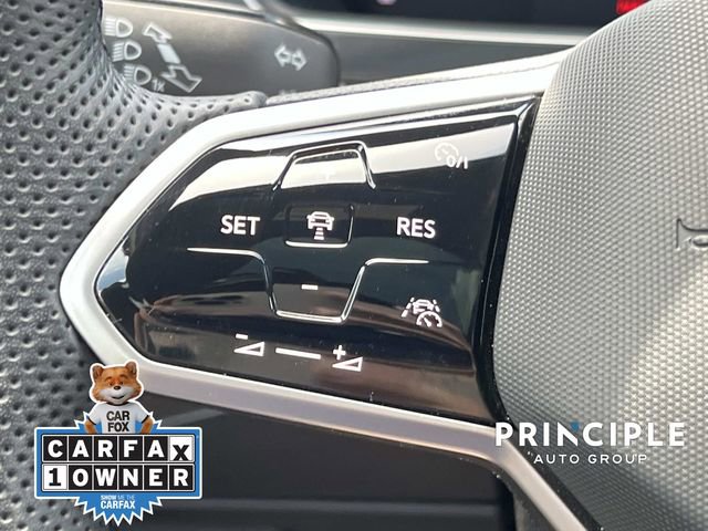 Certified 2024 Volkswagen Tiguan SE R-Line AWD/4WD image 22