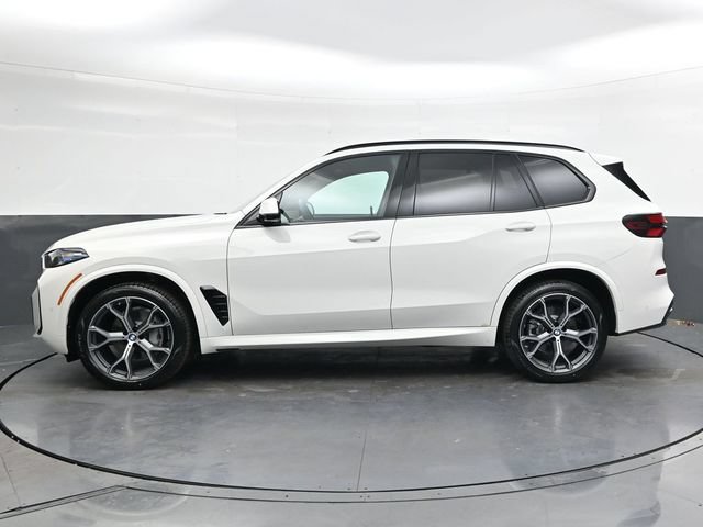 Used 2026 BMW X5 xDrive40i w/ M Sport Package AWD/4WD image 9