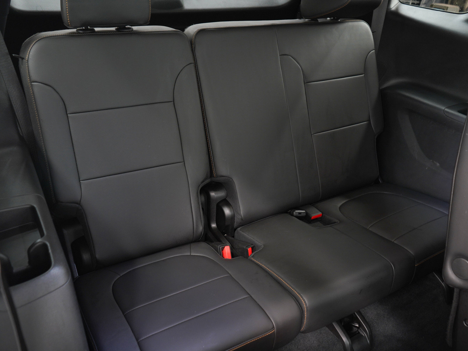 Used 2021 Chevrolet Traverse LT w/ LPO, Floor Liner Package AWD/4WD image 15