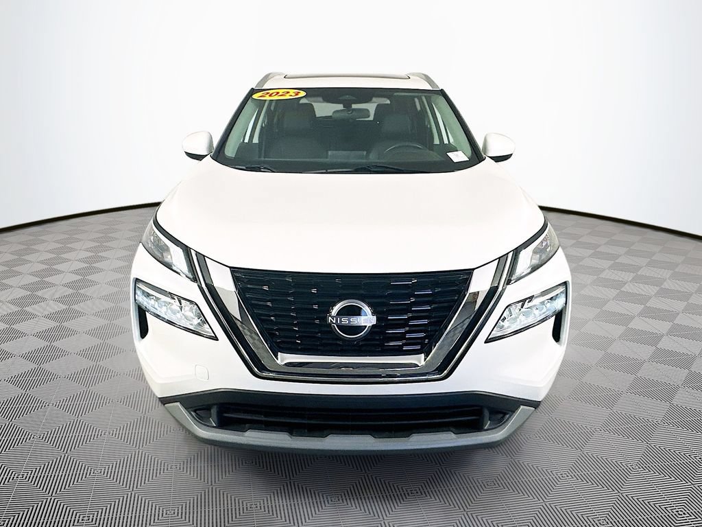 Certified 2023 Nissan Rogue SV w/ SV Premium B Package AWD/4WD image 4