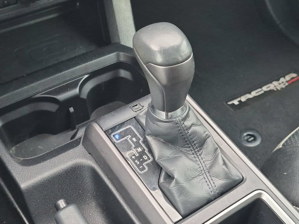 Used 2022 Toyota Tacoma TRD Sport w/ Technology Package RWD image 20