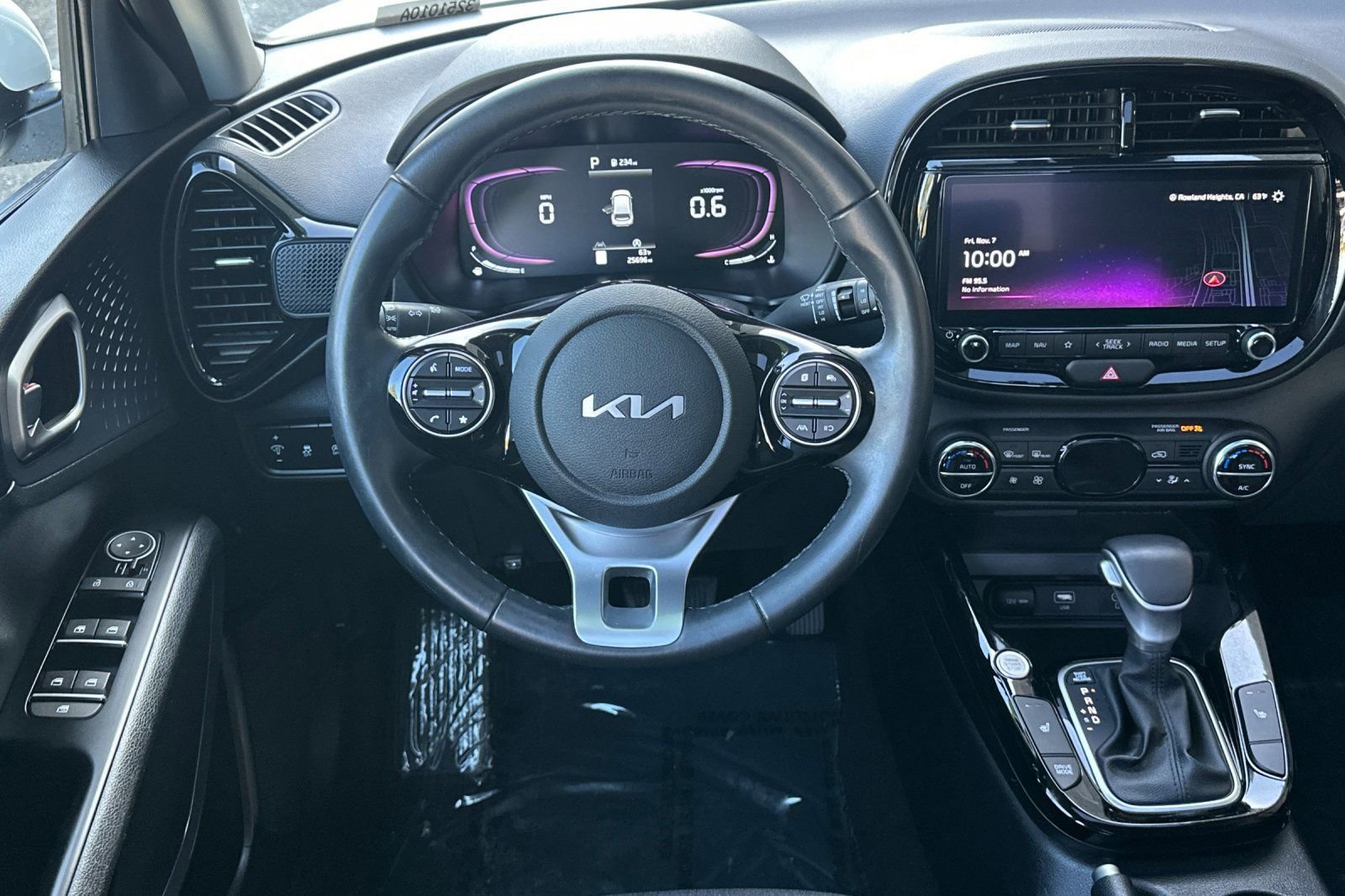 Used 2023 Kia Soul EX image 14