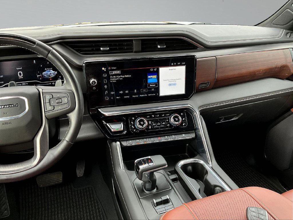 Used 2023 GMC Sierra 1500 Denali Ultimate AWD/4WD image 12