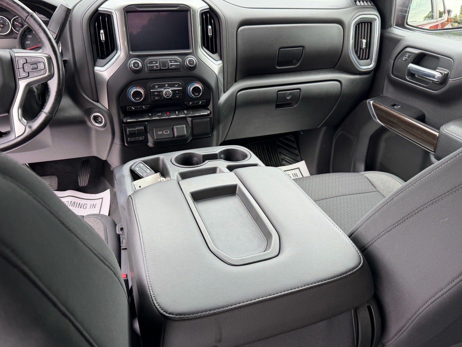 Used 2020 Chevrolet Silverado 1500 LT w/ All-Star Edition AWD/4WD image 19