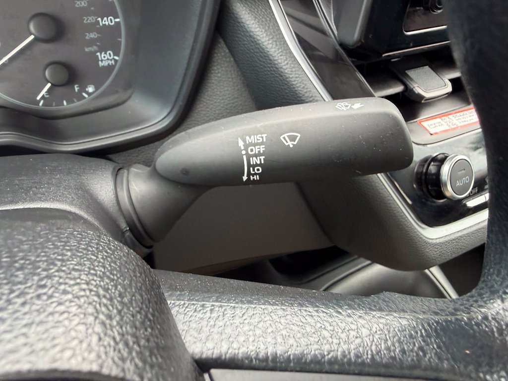 Used 2025 Toyota Corolla LE FWD image 21