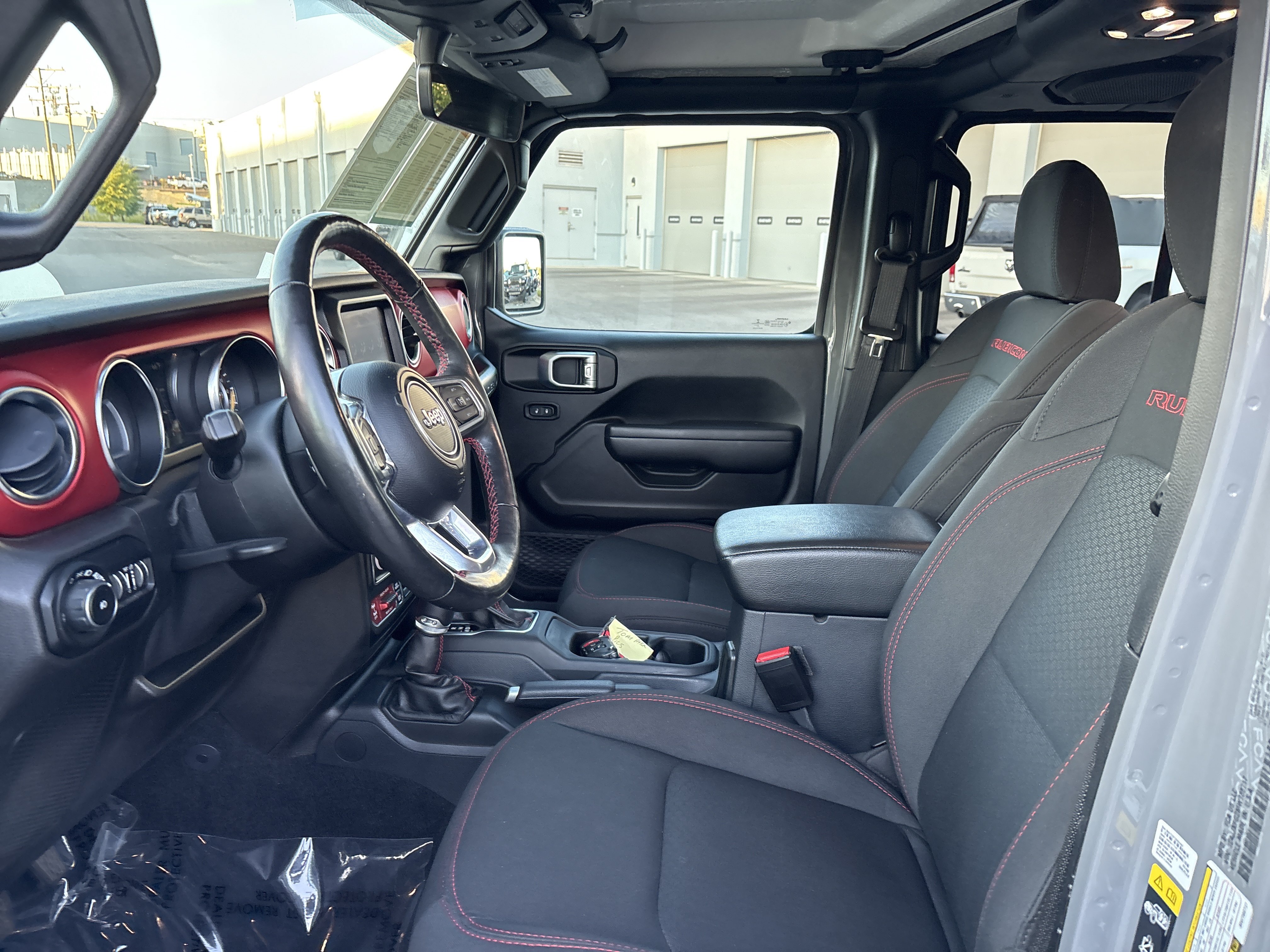 Used 2021 Jeep Wrangler Unlimited Rubicon w/ Xtreme Recon 35" Tire Package AWD/4WD image 20