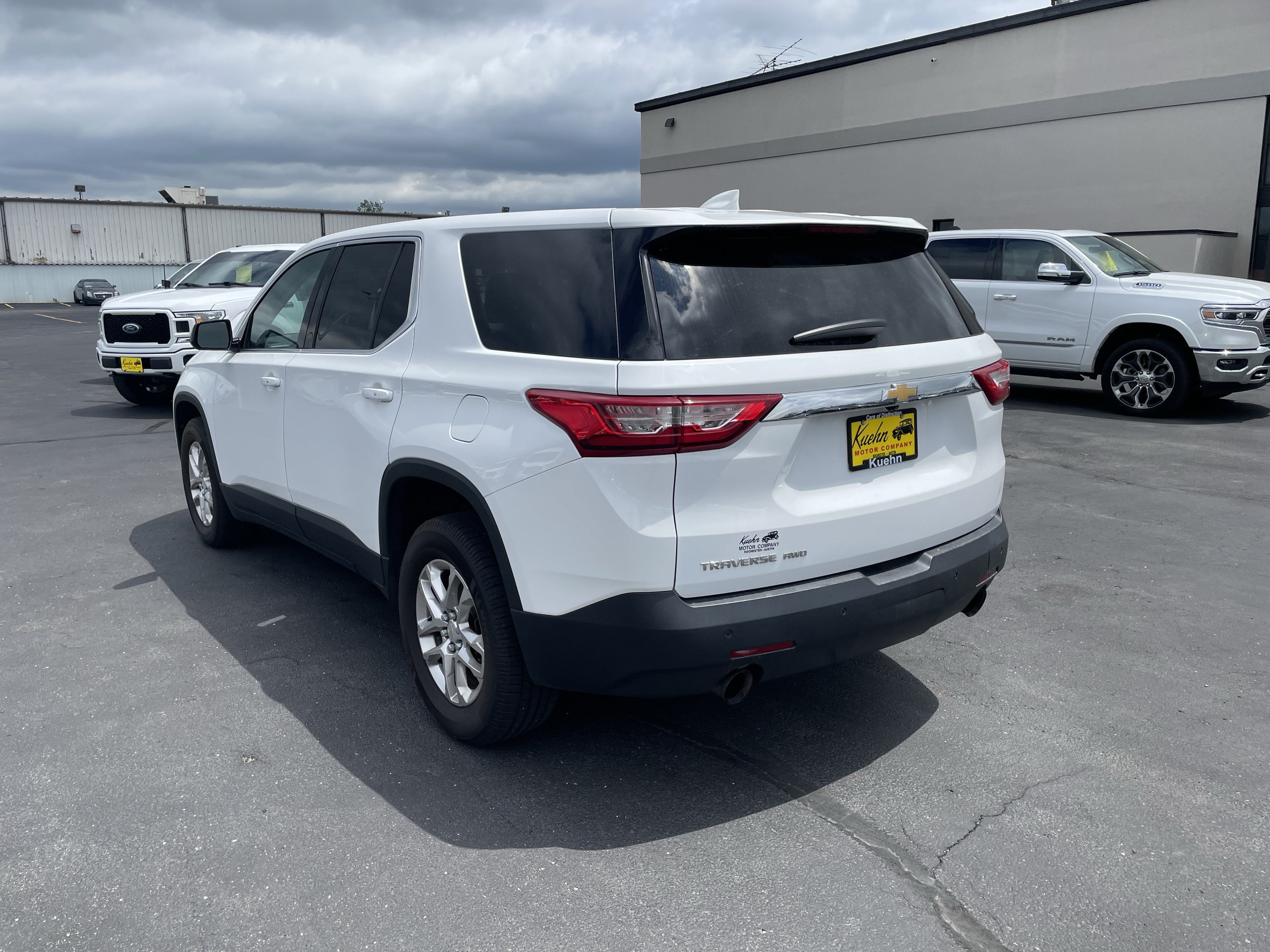 Used 2020 Chevrolet Traverse LS AWD/4WD image 6