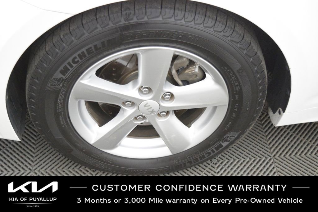 Used 2015 Kia Optima LX image 21