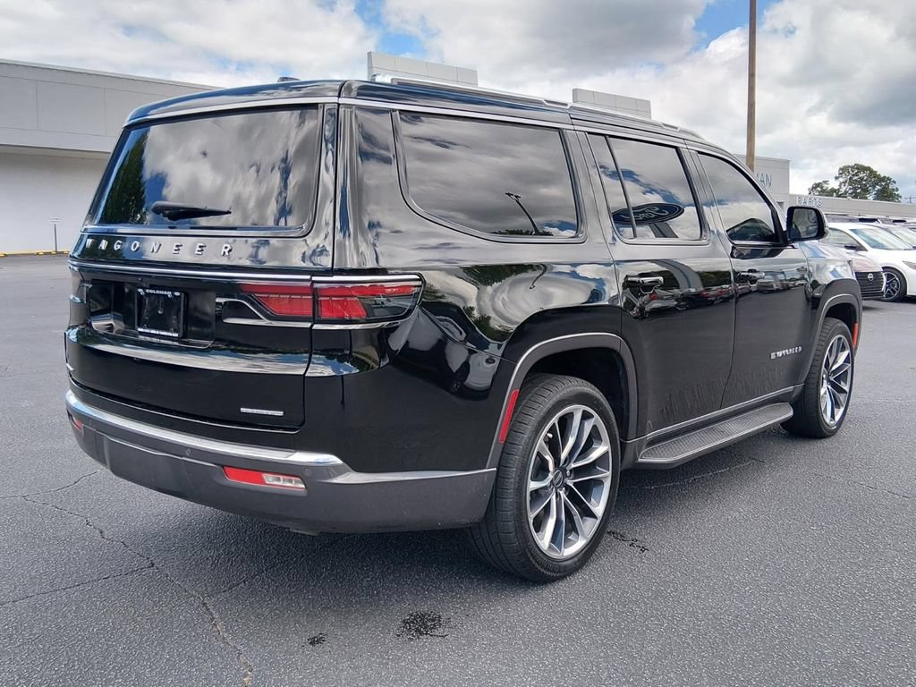 Used 2022 Jeep Wagoneer Series II w/ Premium Group I AWD/4WD image 4