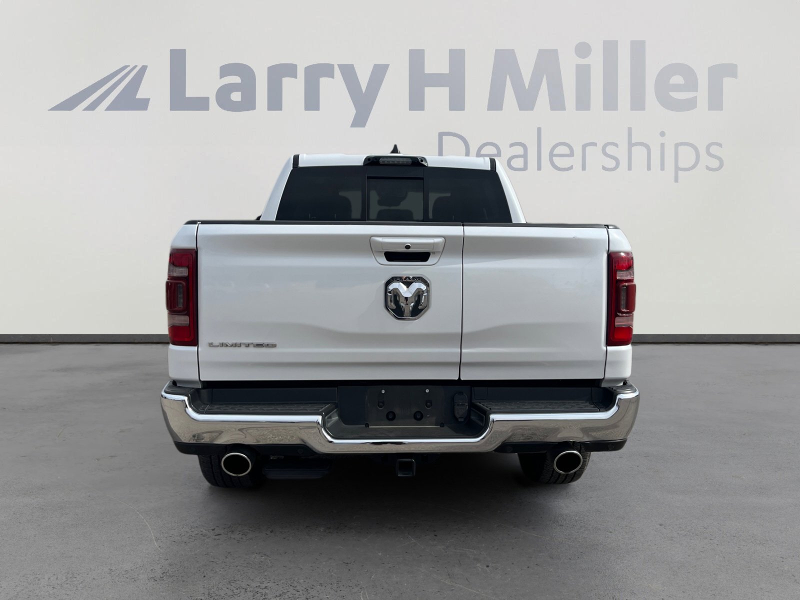 Used 2023 RAM 1500 Limited RWD image 4