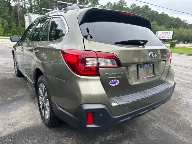 Used 2018 Subaru Outback 2.5i Touring w/ Popular Package #3 AWD/4WD image 4