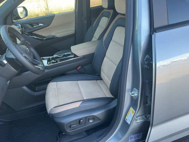 New 2026 Chevrolet Equinox ACTIV w/ Convenience Package III image 19