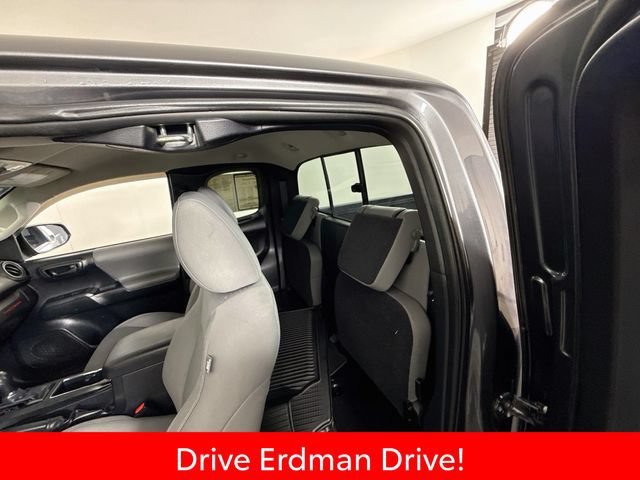 Certified 2019 Toyota Tacoma SR w/ SR Convenience Package AWD/4WD image 8
