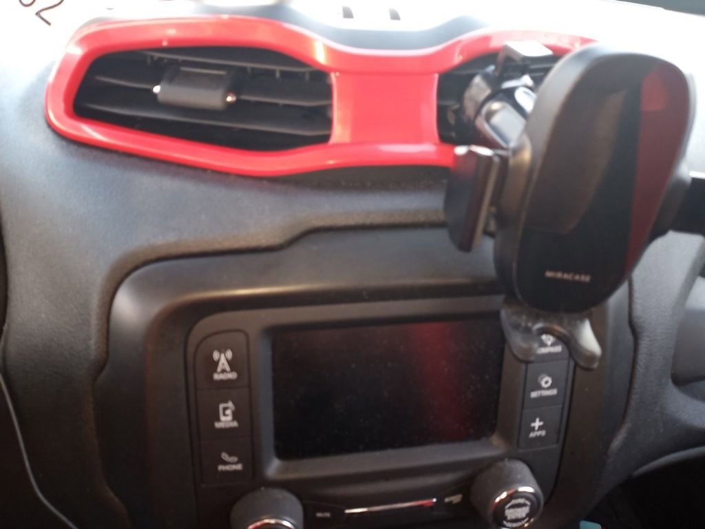 Used 2020 Jeep Renegade Sport w/ Sport Appearance Group FWD image 15