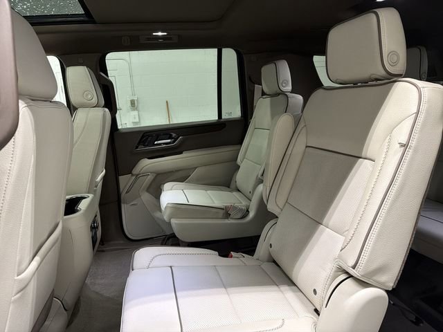 New 2026 GMC Yukon XL Denali w/ Sun & Power Step Package image 18