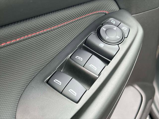 Used 2025 Chevrolet TrailBlazer RS w/ Driver Confidence Package image 16