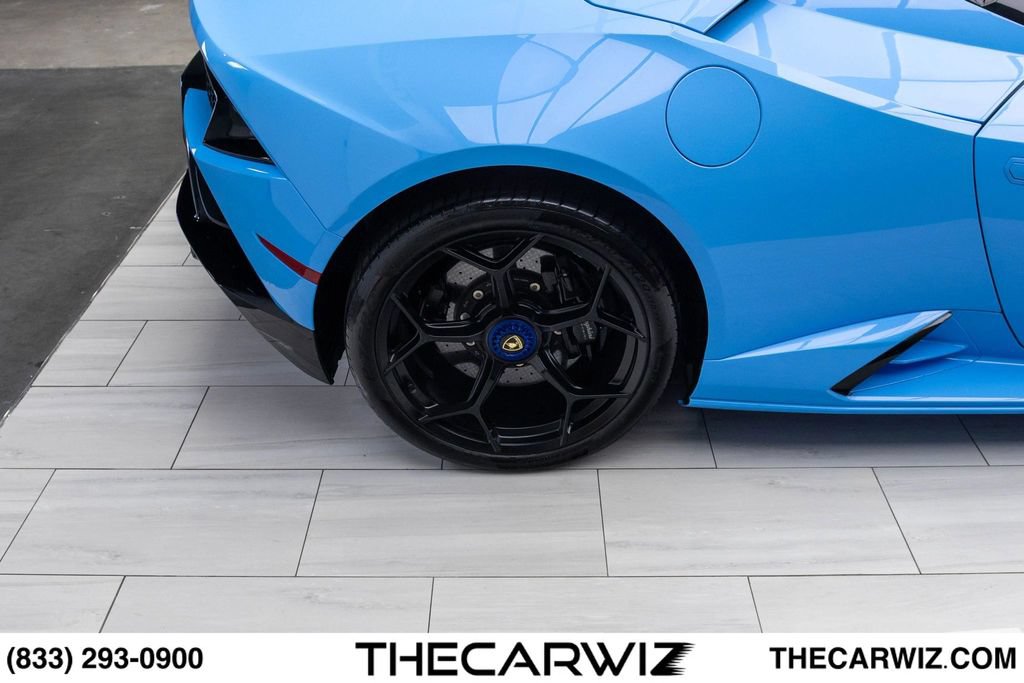 Used 2024 Lamborghini Huracan EVO AWD/4WD image 28