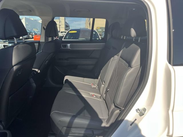 Certified 2024 Hyundai Santa Fe SEL AWD/4WD image 14