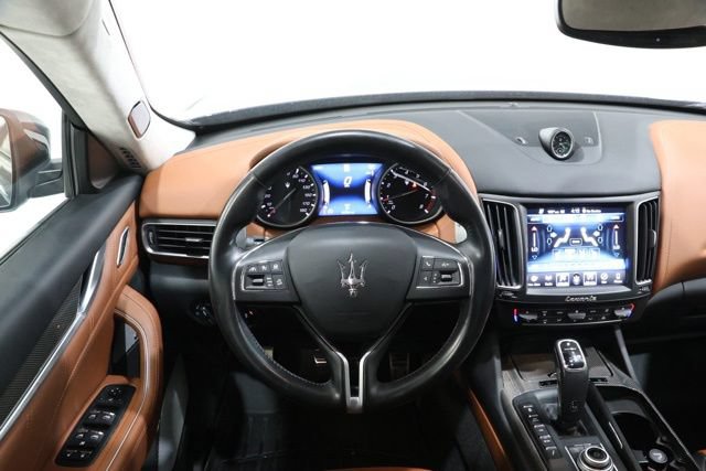 Used 2019 Maserati Levante S GranLusso AWD/4WD image 12