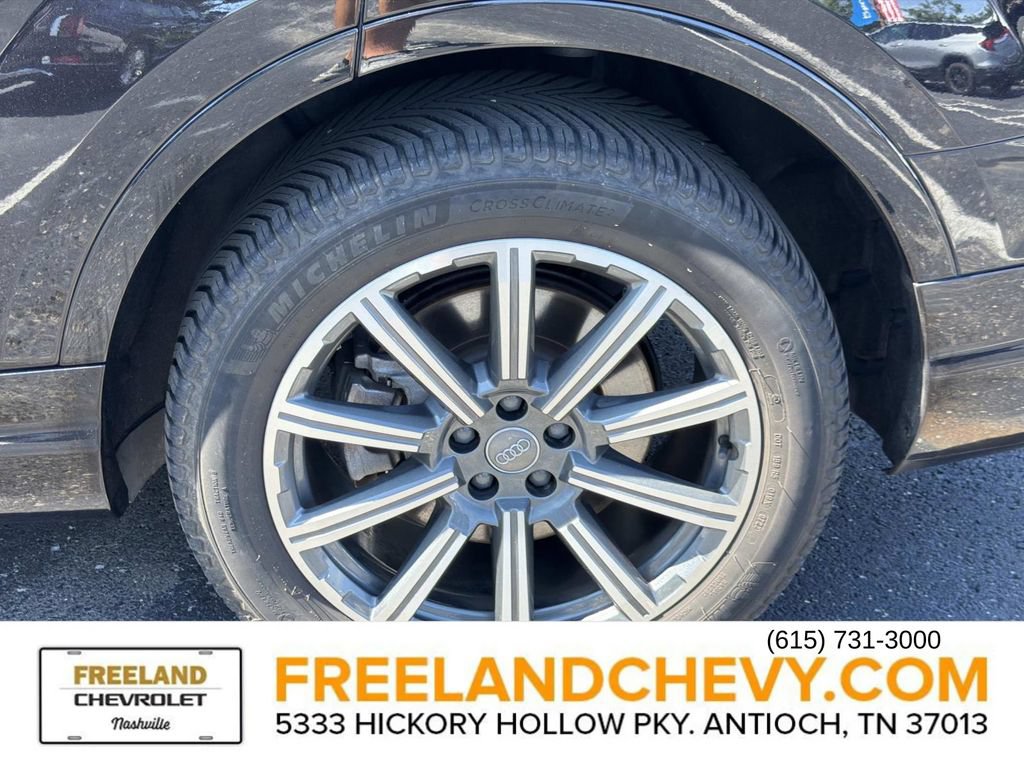 Used 2017 Audi Q7 3.0T Premium Plus AWD/4WD image 11