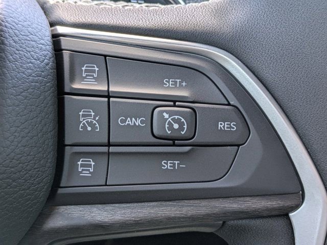 New 2025 Jeep Grand Cherokee L Limited w/ Black Appearance Package image 23