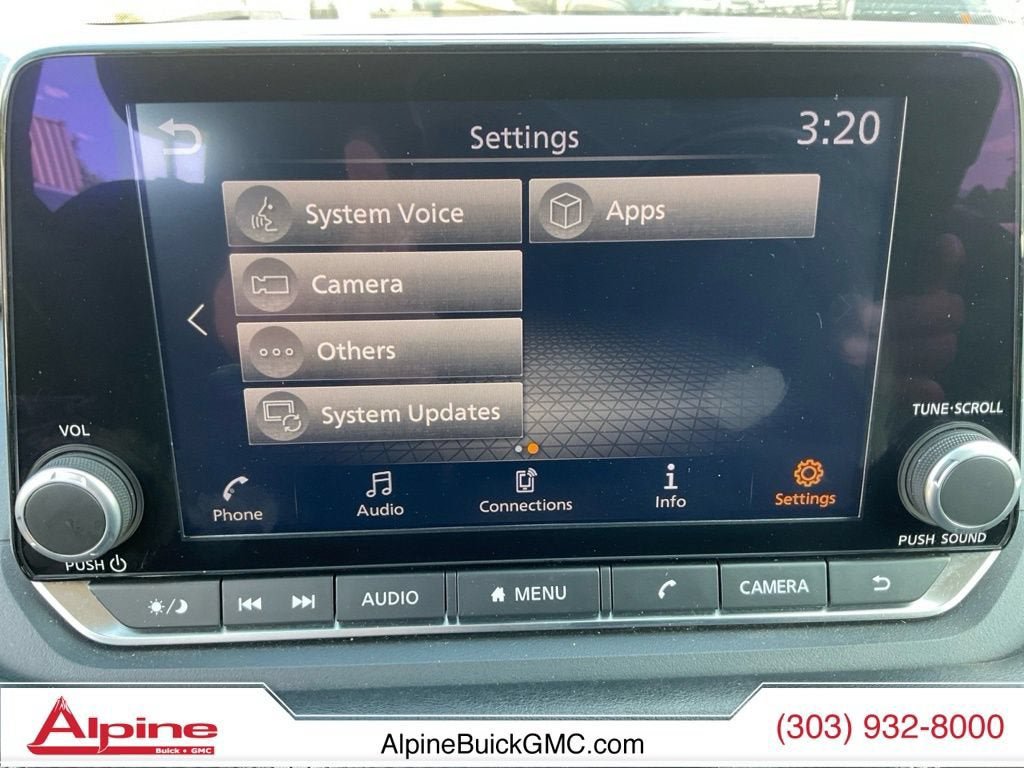 Used 2024 Nissan Rogue SV AWD/4WD image 18
