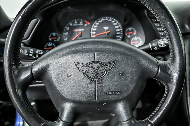 Used 2001 Chevrolet Corvette Z06 w/ Memory Pkg RWD image 19