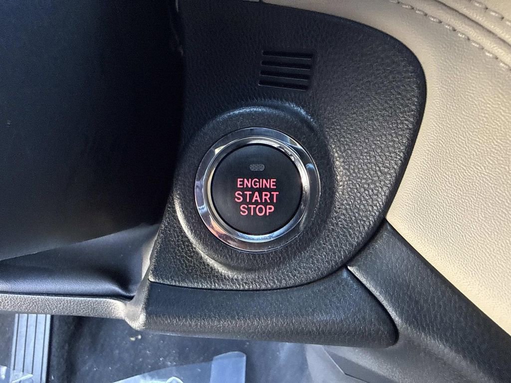 Used 2023 Subaru Outback Limited image 36