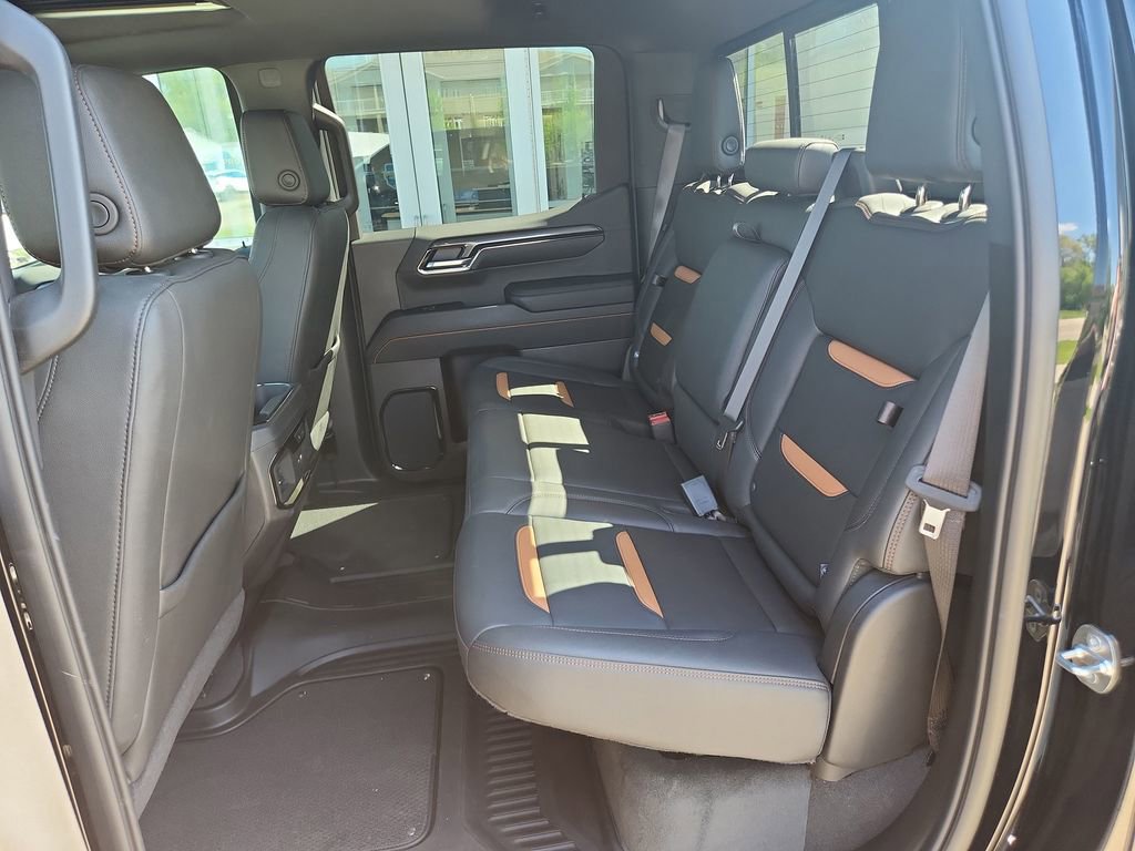 Certified 2024 GMC Sierra 1500 AT4 w/ Technology Package AWD/4WD image 22