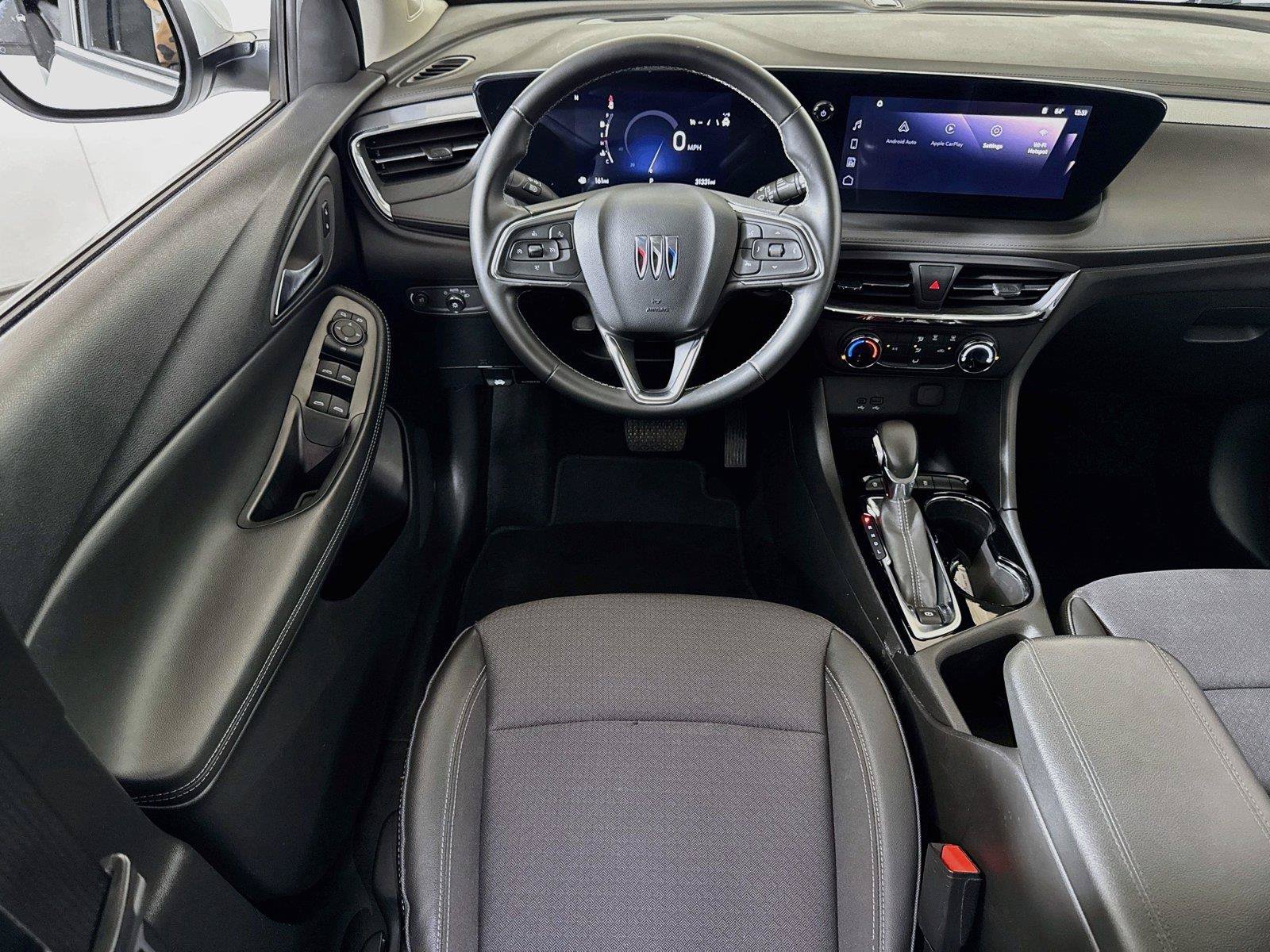 Certified 2025 Buick Encore GX Preferred FWD image 18