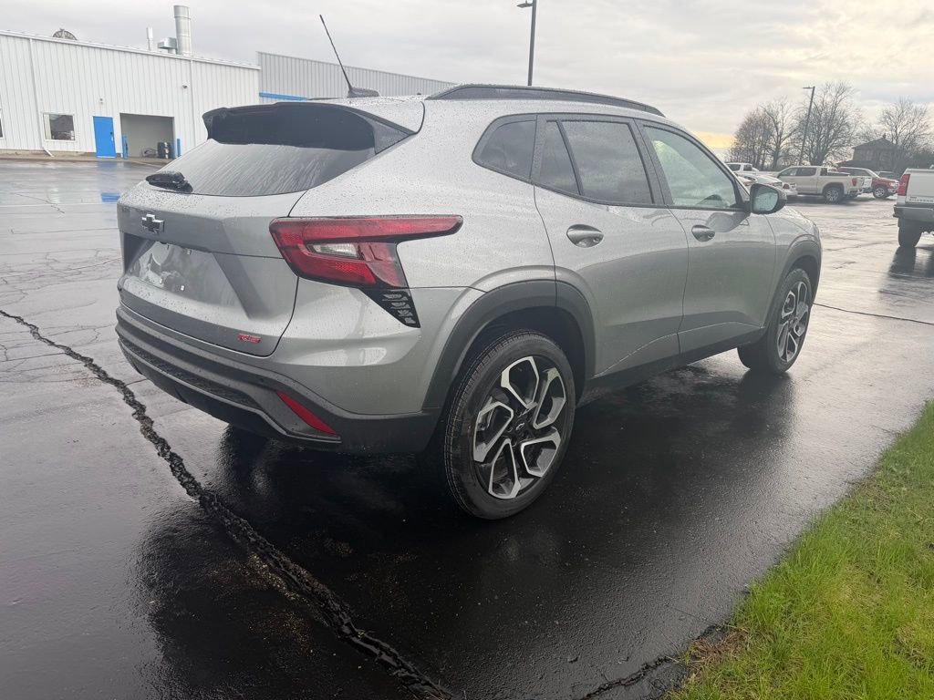 New 2026 Chevrolet Trax RS w/ Sunroof Package image 6