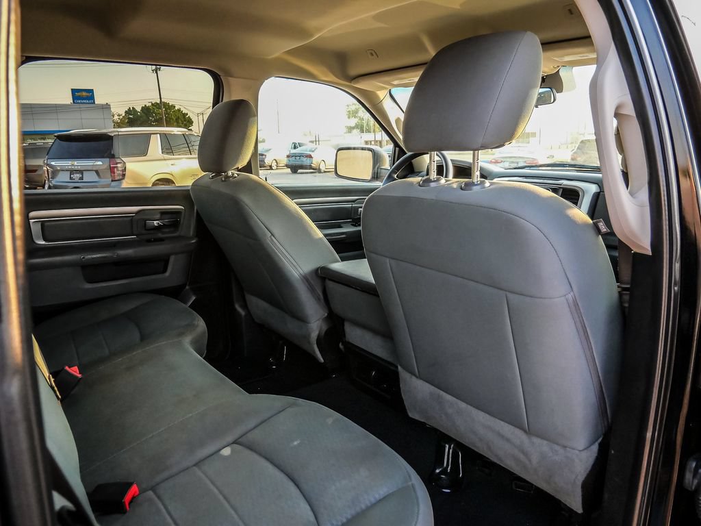Used 2019 RAM 1500 Classic SLT RWD image 17