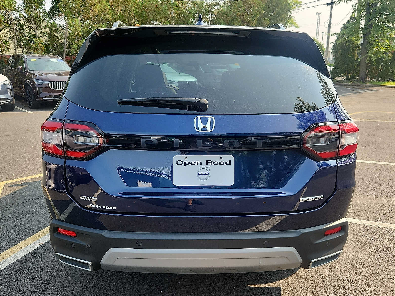 Used 2024 Honda Pilot Touring image 5