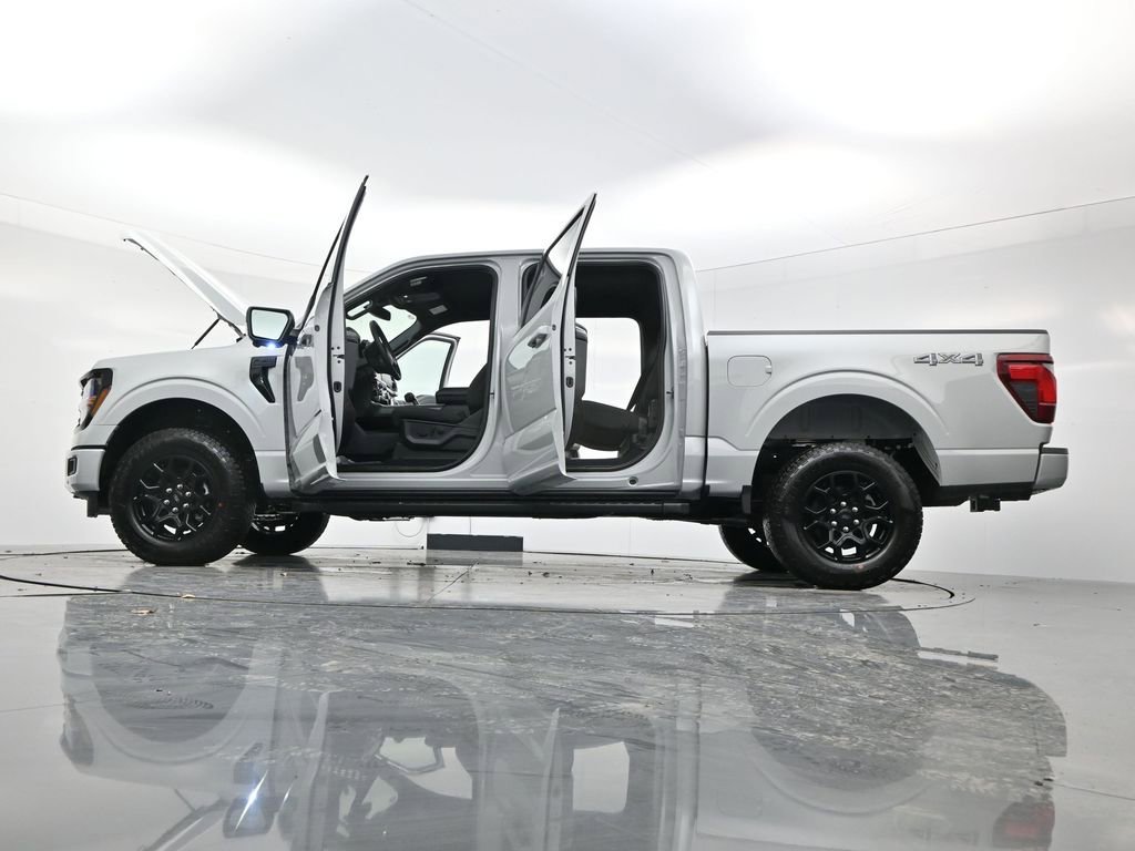 New 2026 Ford F150 XLT w/ Equipment Group 302A MID image 47