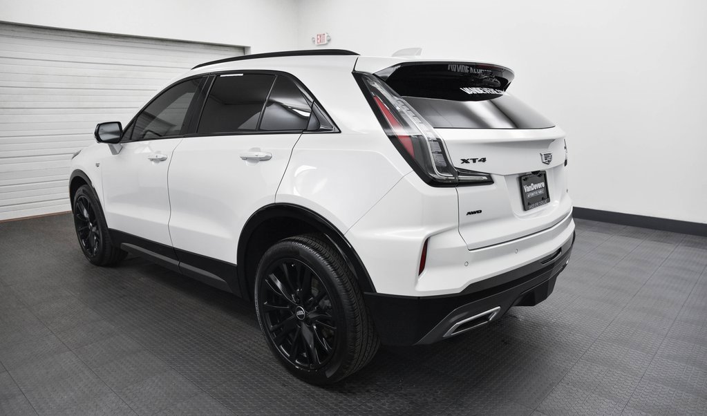 Used 2025 Cadillac XT4 Sport image 5