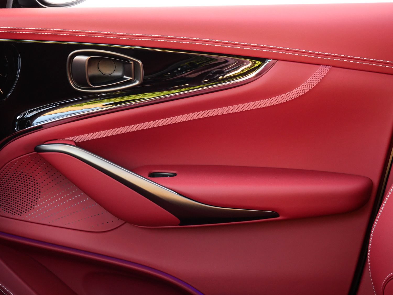 New 2026 Aston Martin DBX 707 AWD/4WD image 18