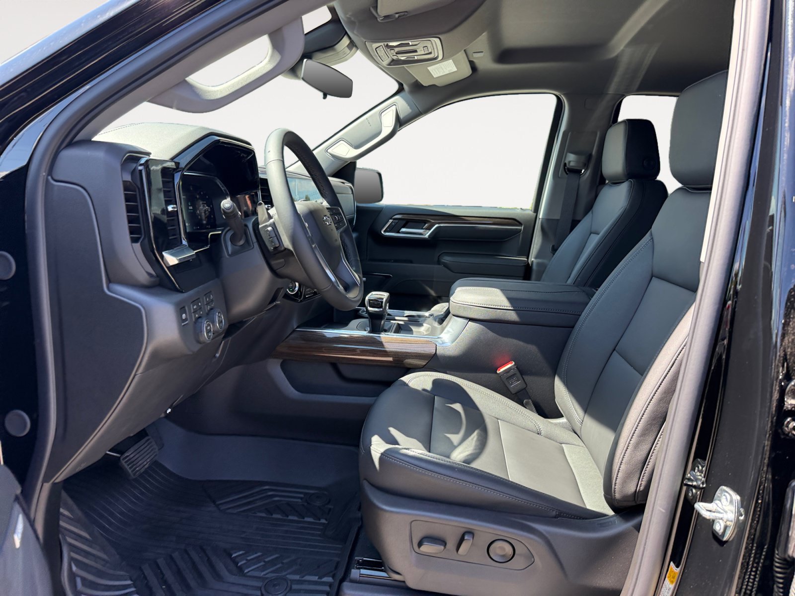 New 2026 Chevrolet Silverado 1500 LT Trail Boss w/ LT Trail Boss Premium Package AWD/4WD image 10