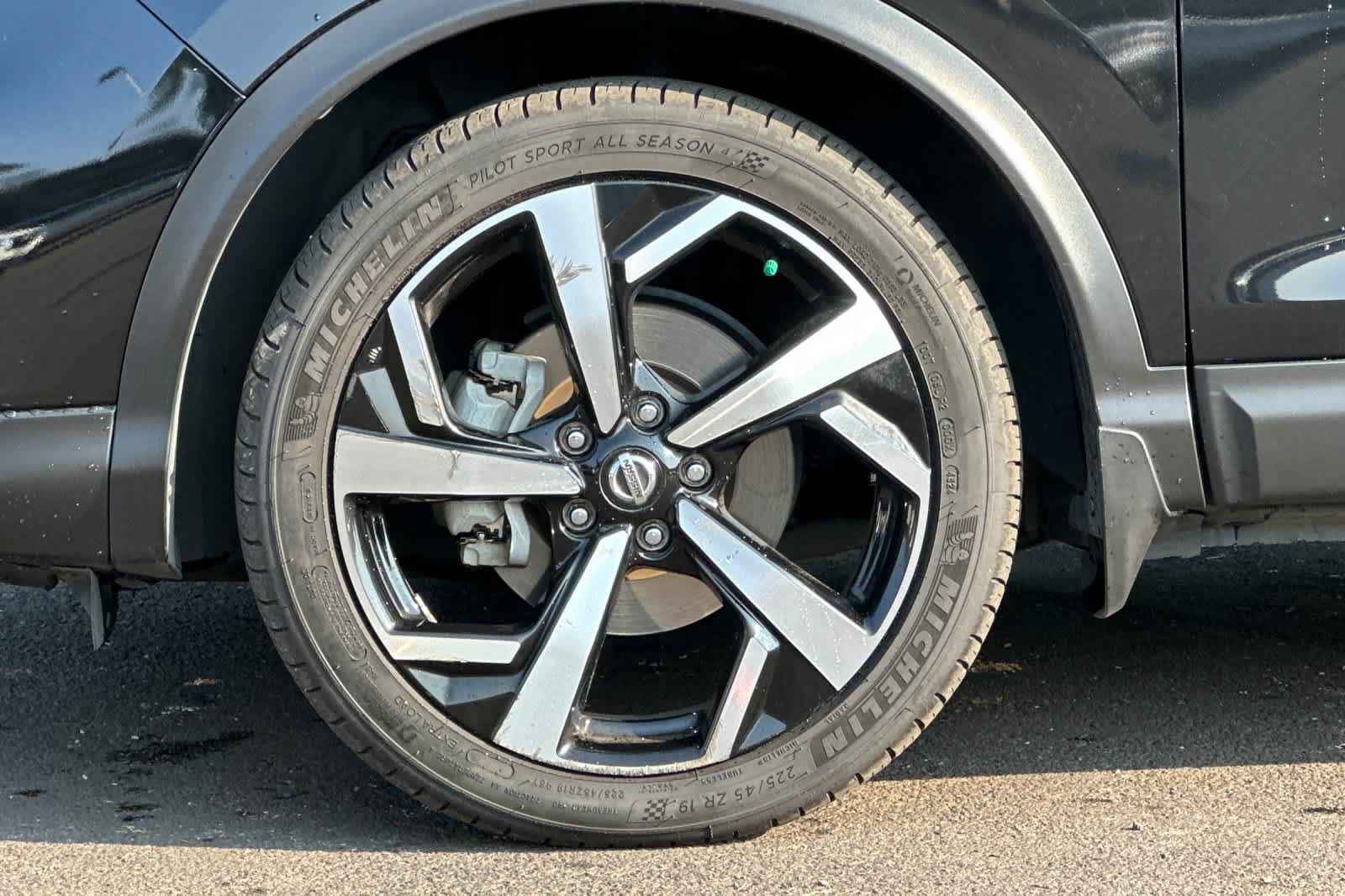 Used 2020 Nissan Rogue Sport SL AWD/4WD image 27