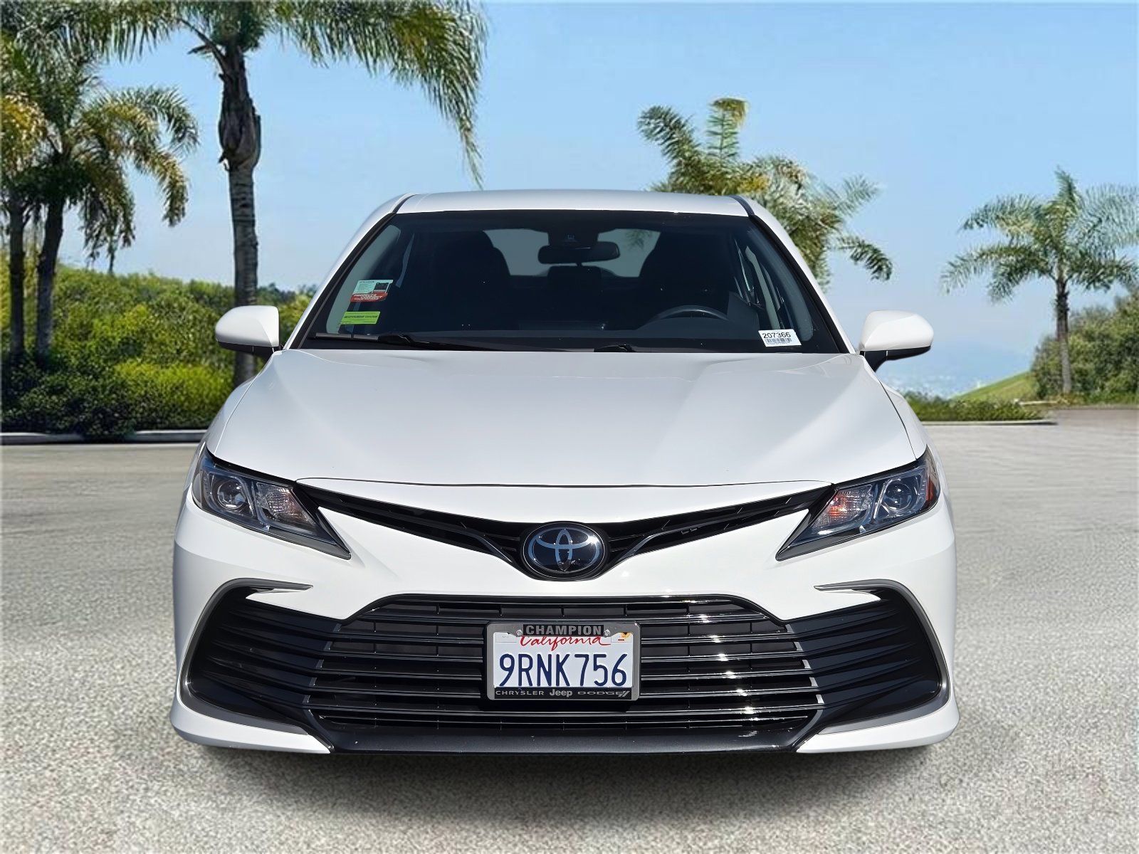Used 2024 Toyota Camry LE image 3