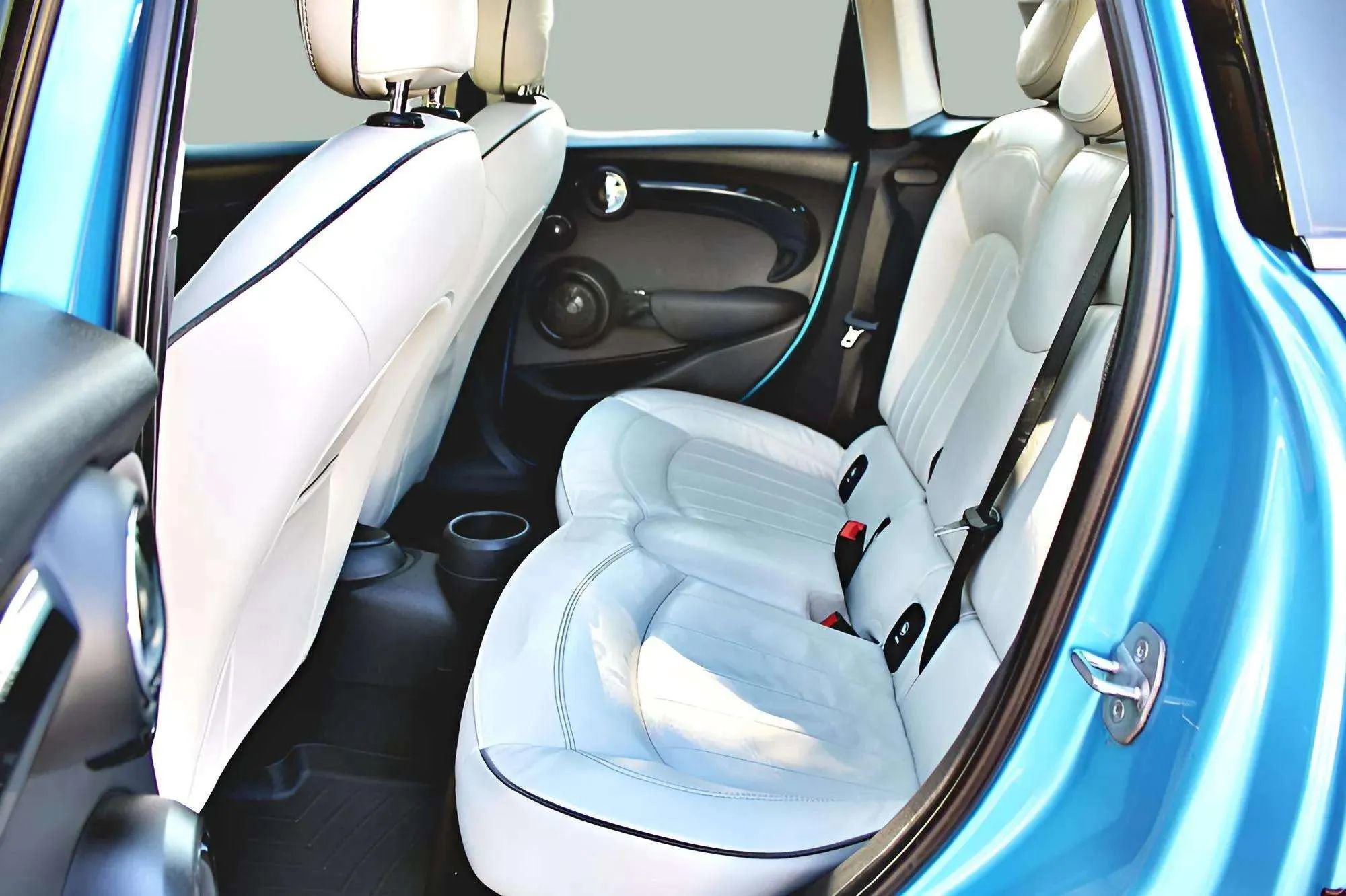 Used 2016 MINI Cooper S image 25