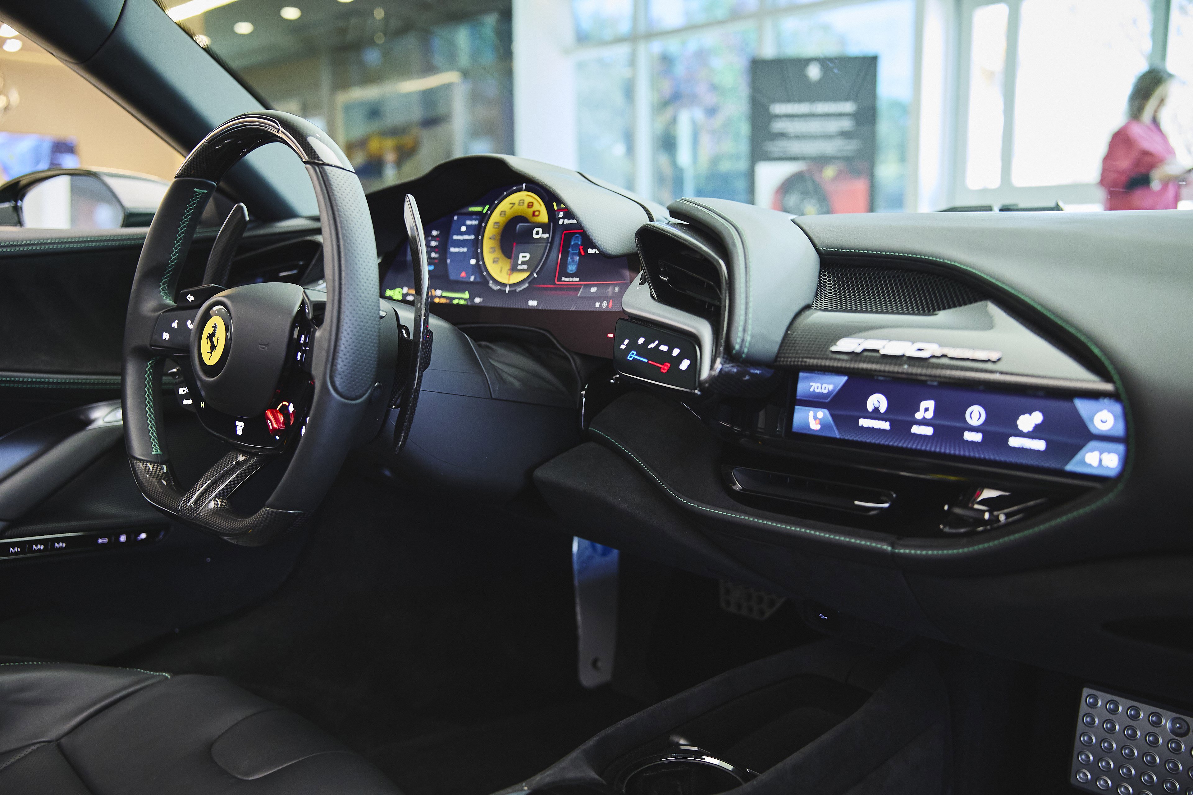 Used 2024 Ferrari SF90 Spider image 36