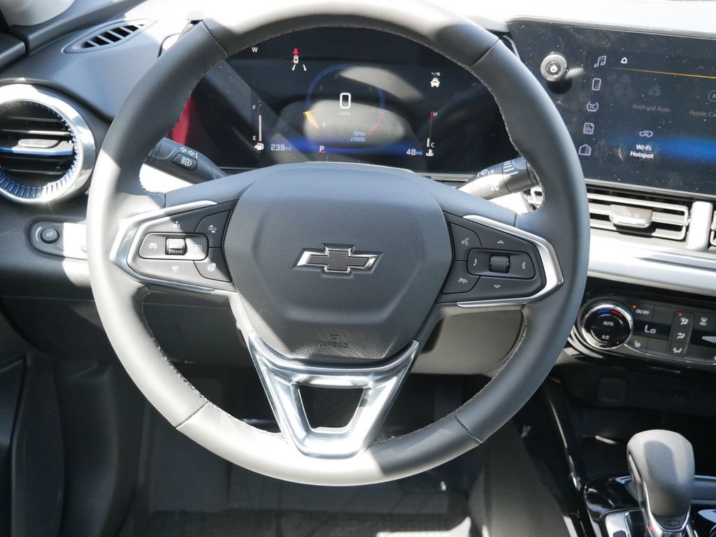 New 2026 Chevrolet Trax LT w/ Driver Confidence Package FWD image 18