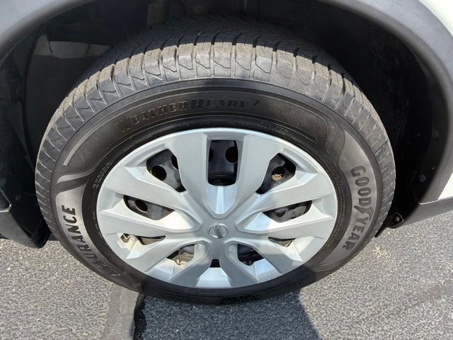 Used 2016 Nissan Rogue S w/ S Family Package FWD image 24