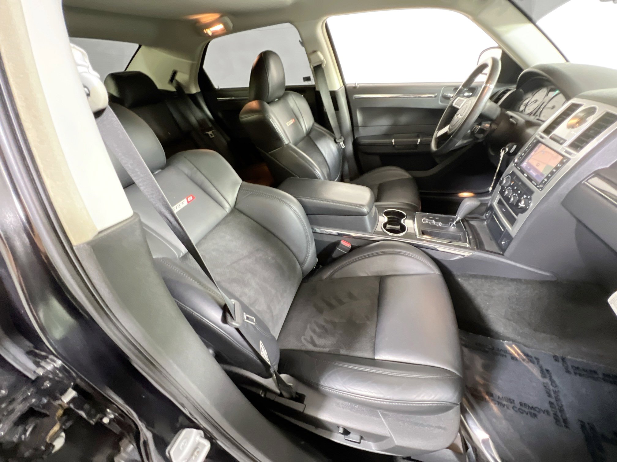 Used 2008 Chrysler 300 SRT8 w/ SRT Option Group II image 28