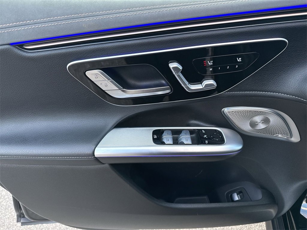 Used 2023 Mercedes-Benz EQE 350+ 4MATIC SUV w/ Exclusive Trim Package image 15