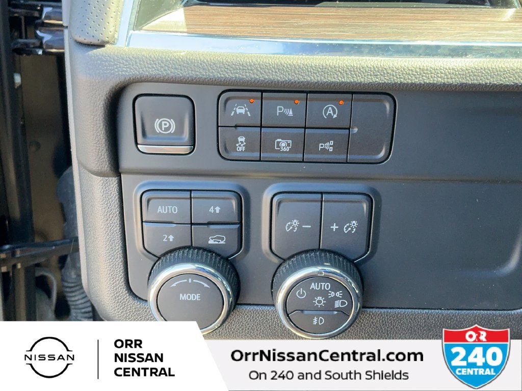 Used 2025 Chevrolet Tahoe Premier AWD/4WD image 20