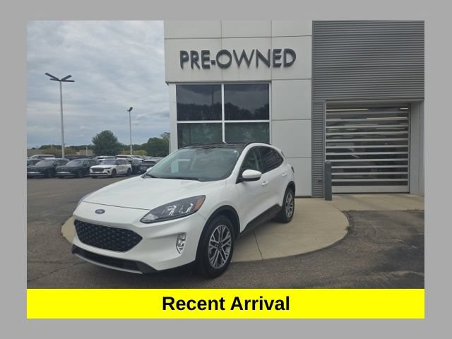 Used 2022 Ford Escape SEL w/ Technology Package AWD/4WD image 1
